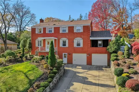 29 Woodland Dr, Pittsburgh, PA 15228