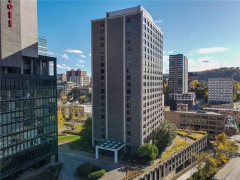 112 Washington Pl #2F, Pittsburgh, PA 15219