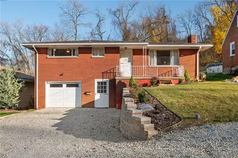 37 Moyer Ave, Charleroi, PA 15022