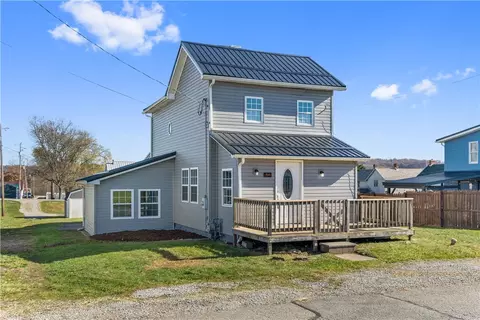 402 Republican St, Perryopolis, PA 15473