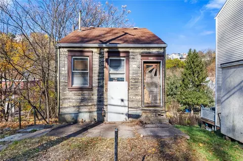 1146 Voskamp St, Pittsburgh, PA 15212