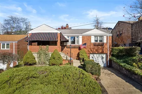 577 Beaufort Ave, Pittsburgh, PA 15226