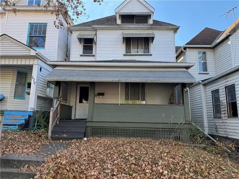 168 Grant Ave, Vandergrift, PA 15690