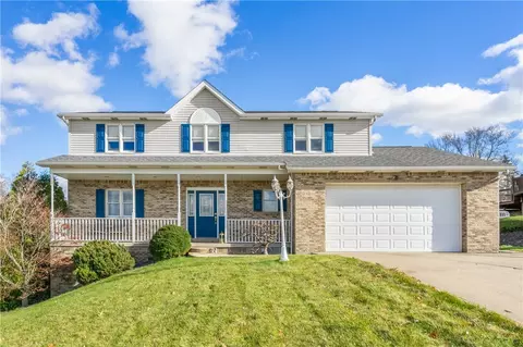 1069 Finchley Rd, Irwin, PA 15642