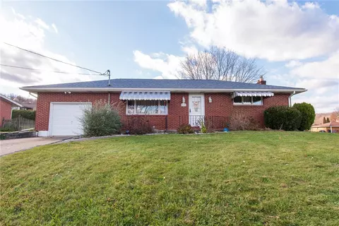 310 Rebecca Dr, Leechburg, PA 15656