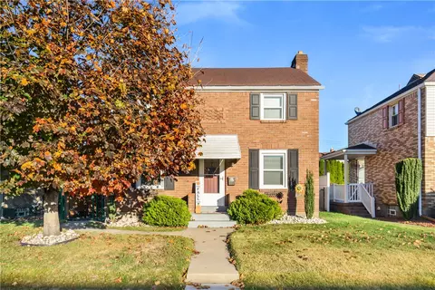 924 Kennedy Dr, Ambridge, PA 15003