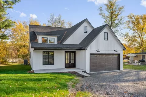 161 Concord Circle Rd, Beaver Falls, PA 15010