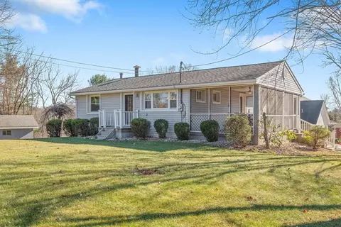 103 Gross Dr, Baden, PA 15005