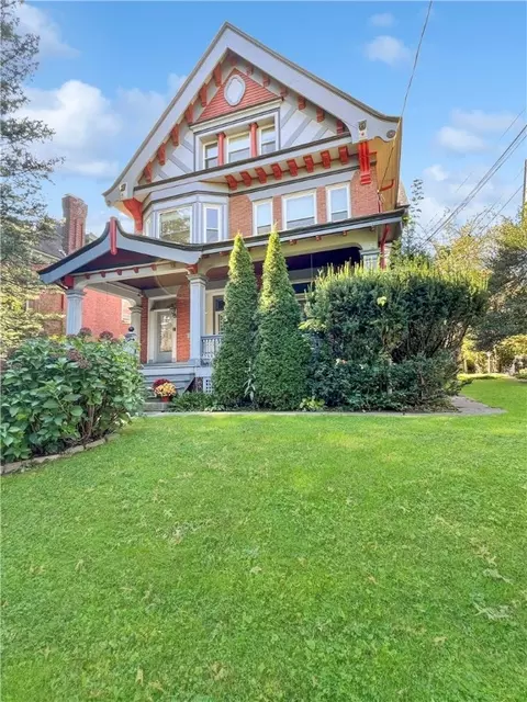 926 Savannah Ave, Pittsburgh, PA 15221