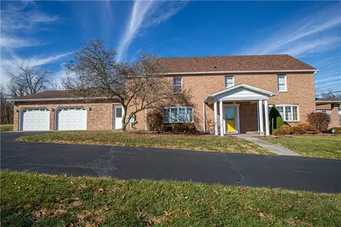 46 Park Ave, Republic, PA 15475