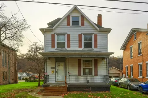 1004 6th Ave, New Brighton, PA 15066