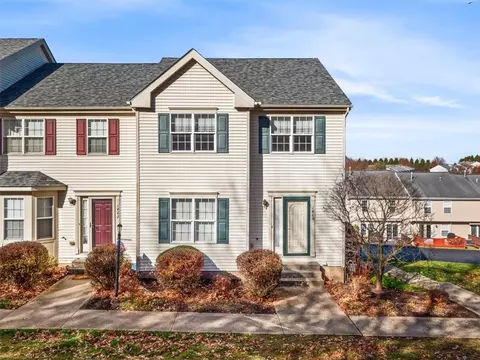 1460 Meadowbrook Dr, Canonsburg, PA 15317