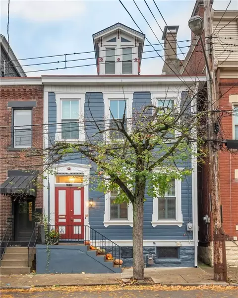 5146 Carnegie St, Pittsburgh, PA 15201