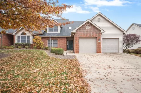 1113 Bay Hill Dr, Gibsonia, PA 15044