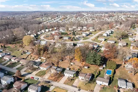 View/Area - 1828 Ivanhoe Dr, Irwin, PA 15642 photo 3 of 3