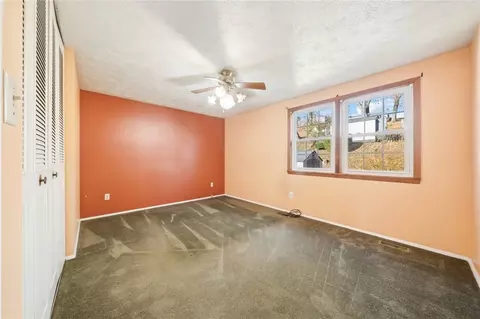 Bedroom - 1828 Ivanhoe Dr, Irwin, PA 15642 photo 2 of 7