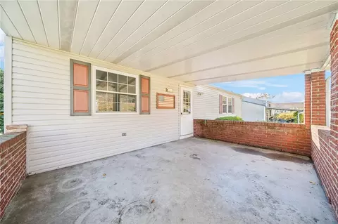 Exterior - 1828 Ivanhoe Dr, Irwin, PA 15642 photo 3 of 7