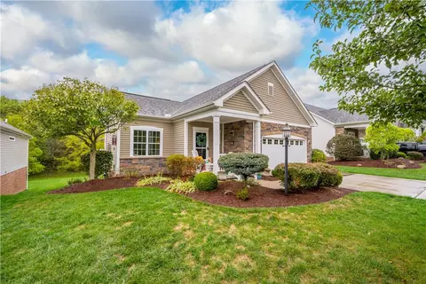 301 Mcclane Farm Rd, Washington, PA 15301