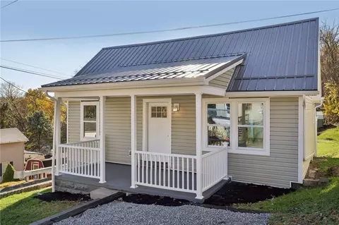 114 Hamilton St, Washington, PA 15301
