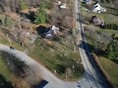 2132 Avella Rd, Avella, PA 15312