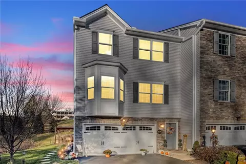 124 John St, Washington, PA 15301