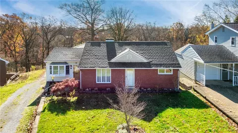 1267 Meadow Dr, Aliquippa, PA 15001