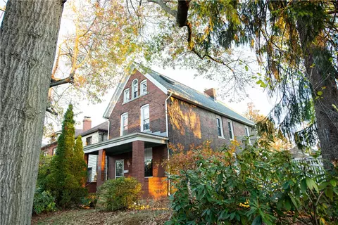 7120 Whipple St, Pittsburgh, PA 15218