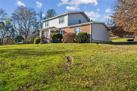 183 Crawford Ln, Belle Vernon, PA 15012