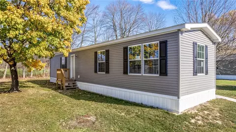 69 S Summit Rd #108, Greenville, PA 16125