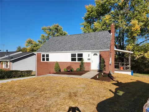 339 Old Leechburg, Pittsburgh, PA 15239