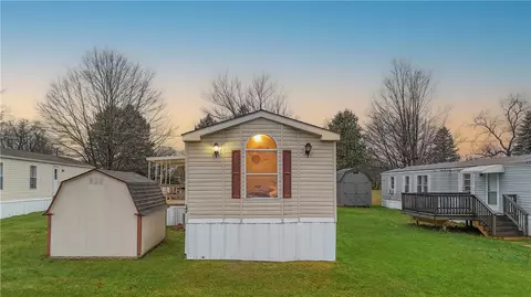 107 Easy St, Renfrew, PA 16053
