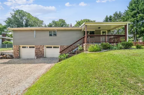 962 Pamela Dr, New Kensington, PA 15068