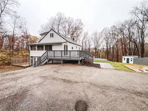 401 Rich Hill Rd, Cheswick, PA 15024