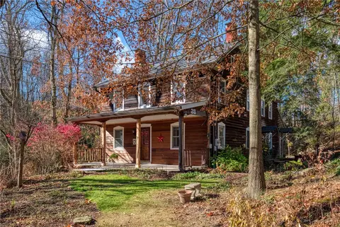 35 Blueberry Ln, Wexford, PA 15090
