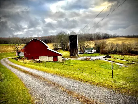 785 State Route 4007, East Brady, PA 16028