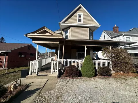 5827 Meade St, Mckeesport, PA 15135
