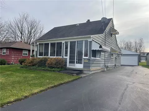 1186 March St, Sharon, PA 16146