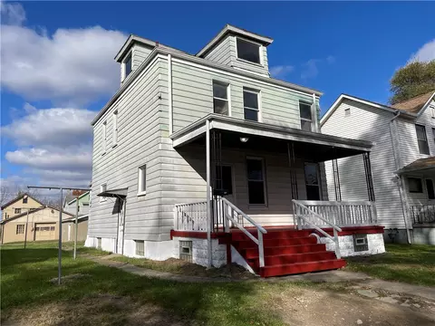 610 Fairview Ave, New Castle, PA 16101