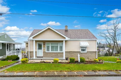 1240 Athalia Ave, Monessen, PA 15062