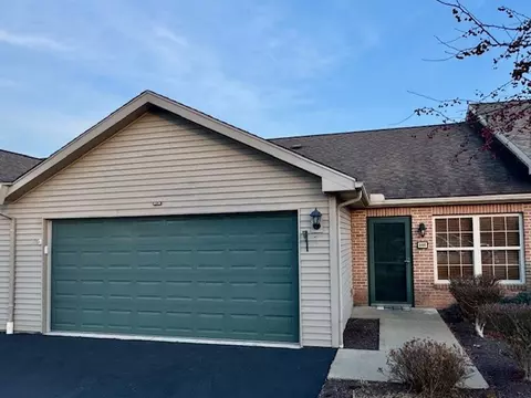 105 Park Crest Ln, Butler, PA 16001
