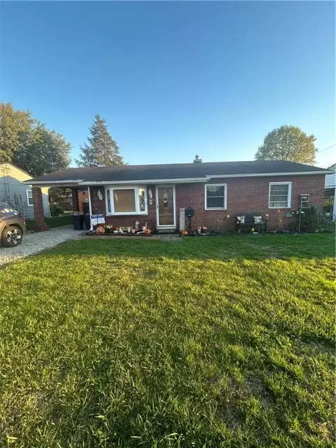 422 Orchard Ave, Scottdale, PA 15683