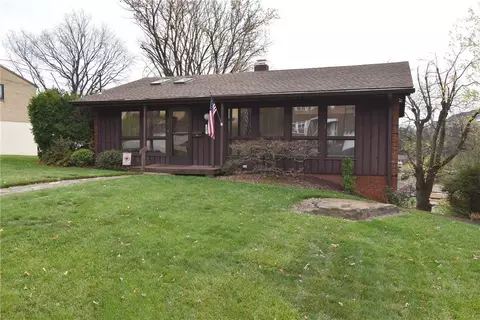 107 Woody Crest Dr, Pittsburgh, PA 15234