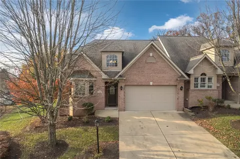 1723 Waterleaf Dr, Sewickley, PA 15143