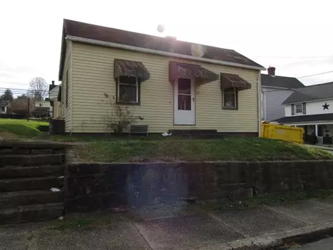 619 5th Ave, Elizabeth, PA 15037