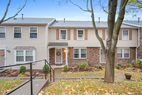 288 Murrays Ln, Pittsburgh, PA 15234