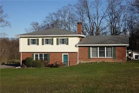 3118 Oneida Valley Rd, Hilliards, PA 16040