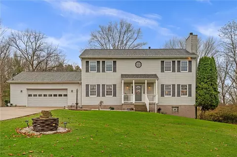 104 Caromar Dr, Adams, PA 16046