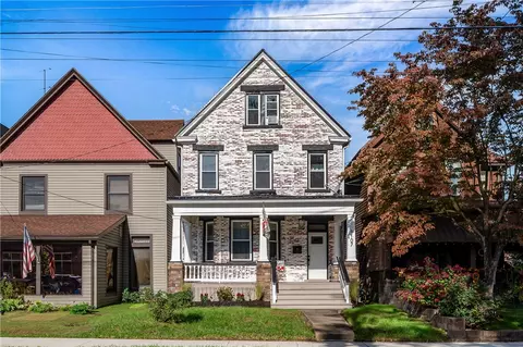 1107 Fourth Ave, Ford City, PA 16226