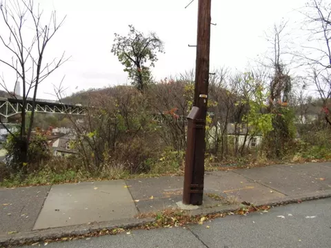 215 Greenfield Ave, Pittsburgh, PA 15207