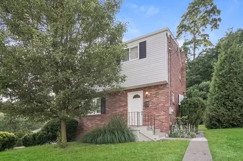329 Giffin Ave, Canonsburg, PA 15317